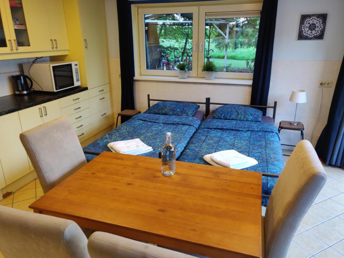 Guest House Ons Hoekje เฮาเท่น ภายนอก รูปภาพ